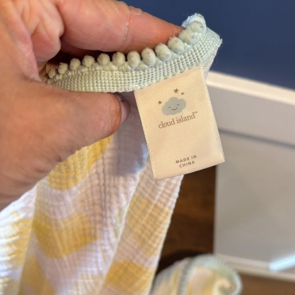 Cloud Island Cotton Swaddling Baby Blanket Lemons Leaves Pom Pom Trim